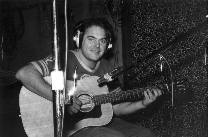 Kurt Winter at Roade Studios, Winnipeg 1977 Kurt
Winter at Roade Studios, Winnipeg 1977