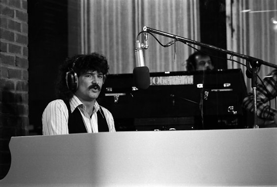 Burton
                              Cummings 1978