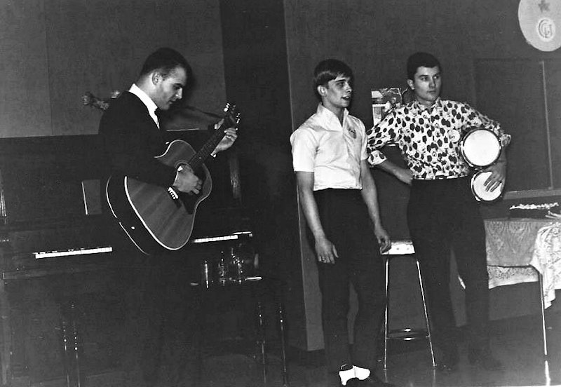 Jim Coutts,
                              Ian Leithead, Ray Logan